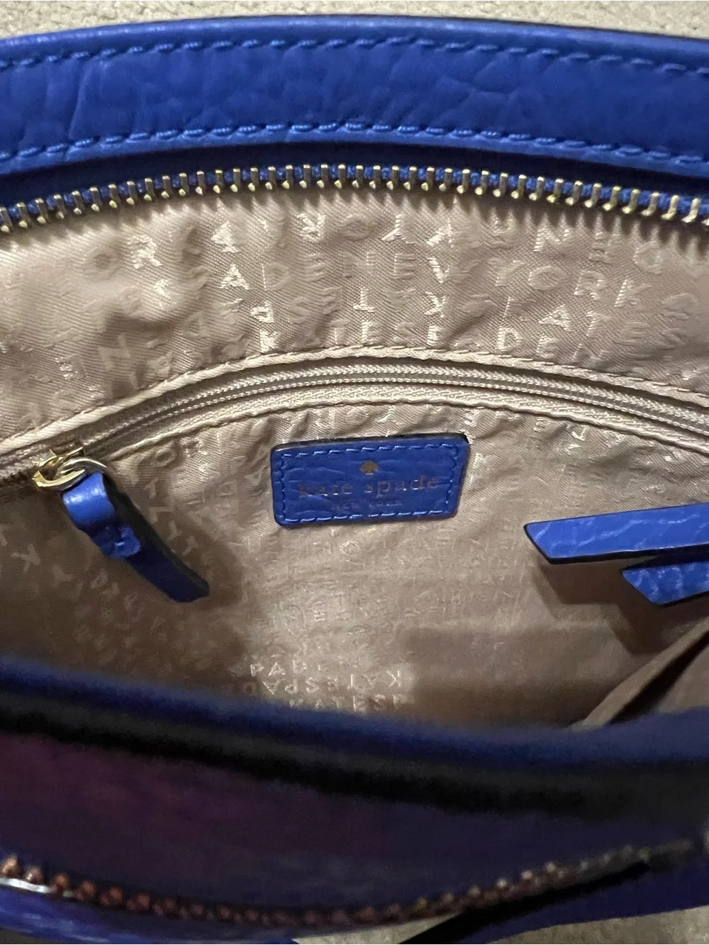 kate spade Cobalt Blue Perri Lane Bubbles Leather Crossbody with COA